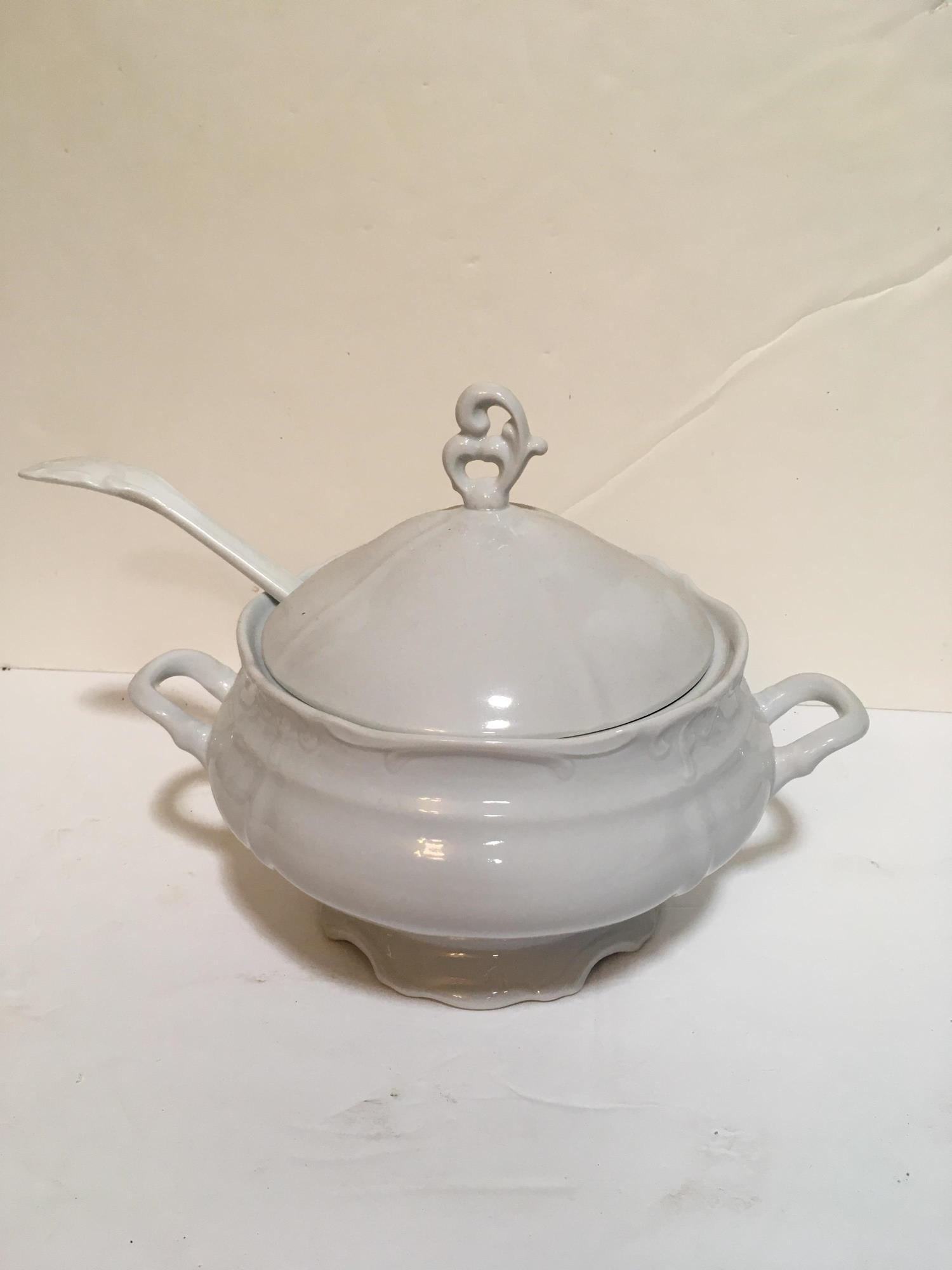 WHITE PORCELAIN LIDDED SOUP TUREEN WITH LADLE