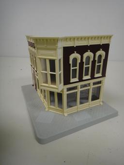 MTH CORNER STORE