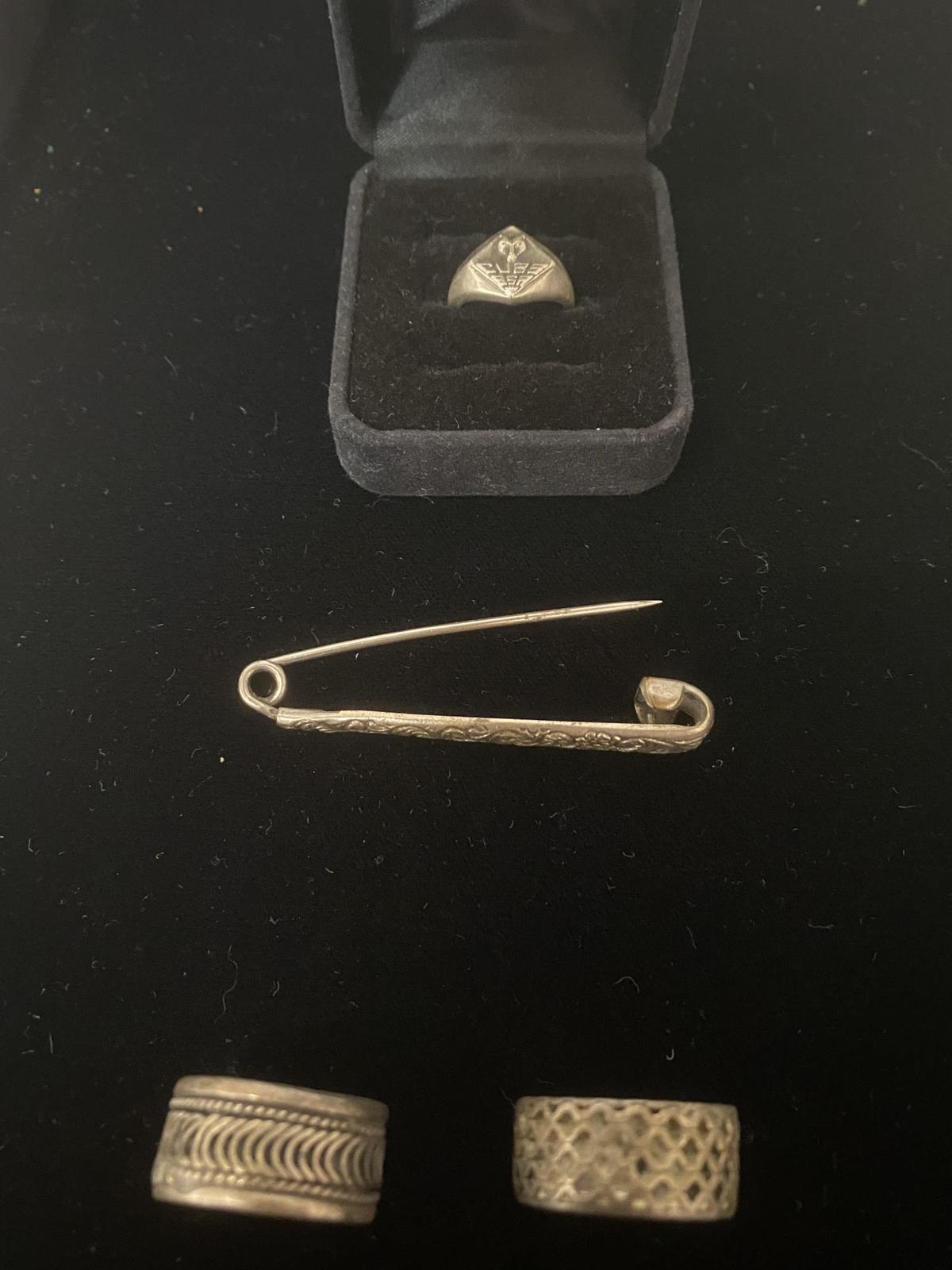 4 PIECES OF STERLING JEWELRY