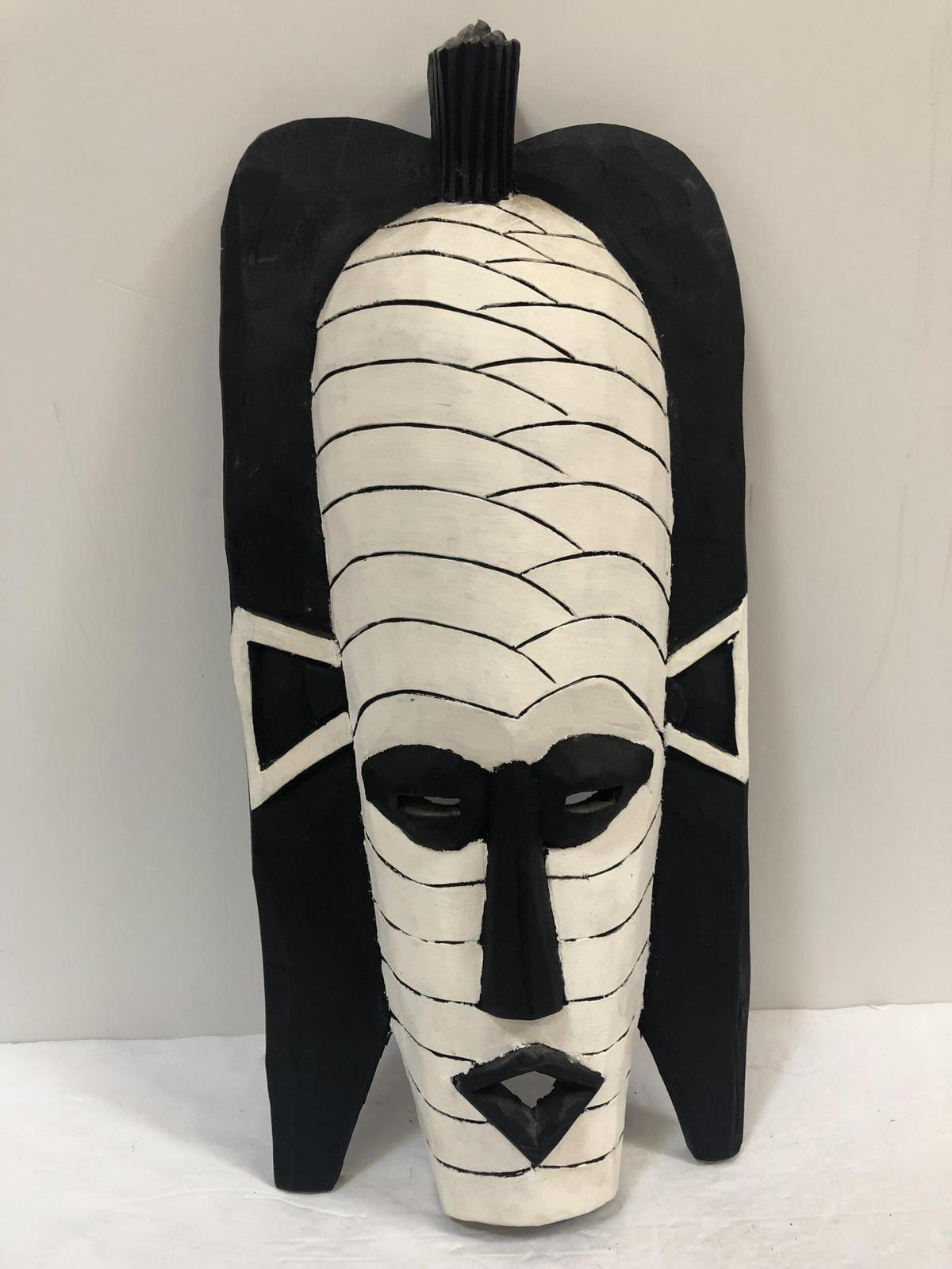 BLACK AND WHITE TRIBAL MASK