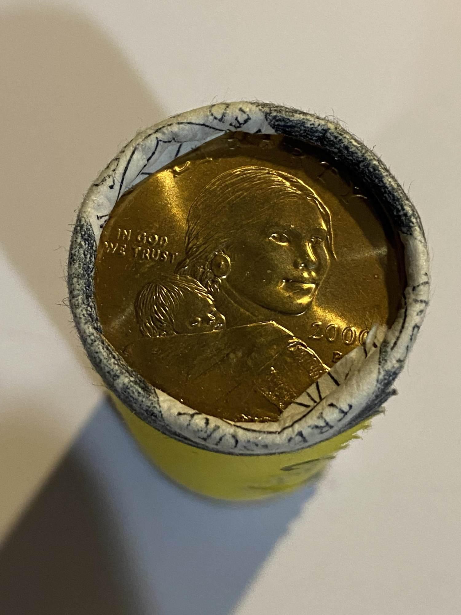 $25.00 ROLL OF 2000P SACAGAWEA DOLLARS