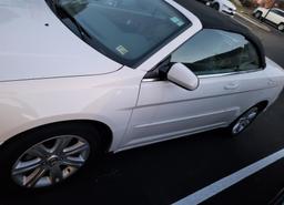 2010 CHRYSLER SEBRING CONVERTIBLE