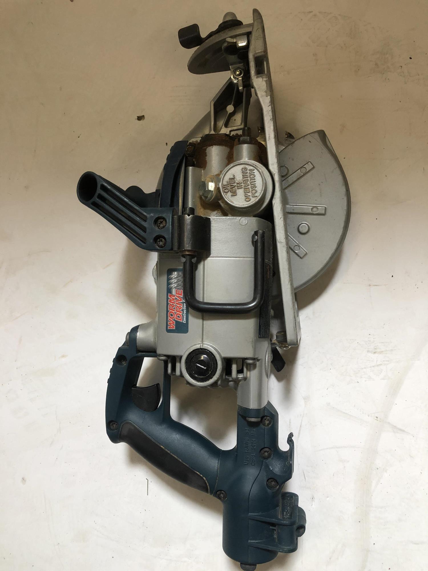 BOSCH 7 1/4" WORM DRIVE SAW