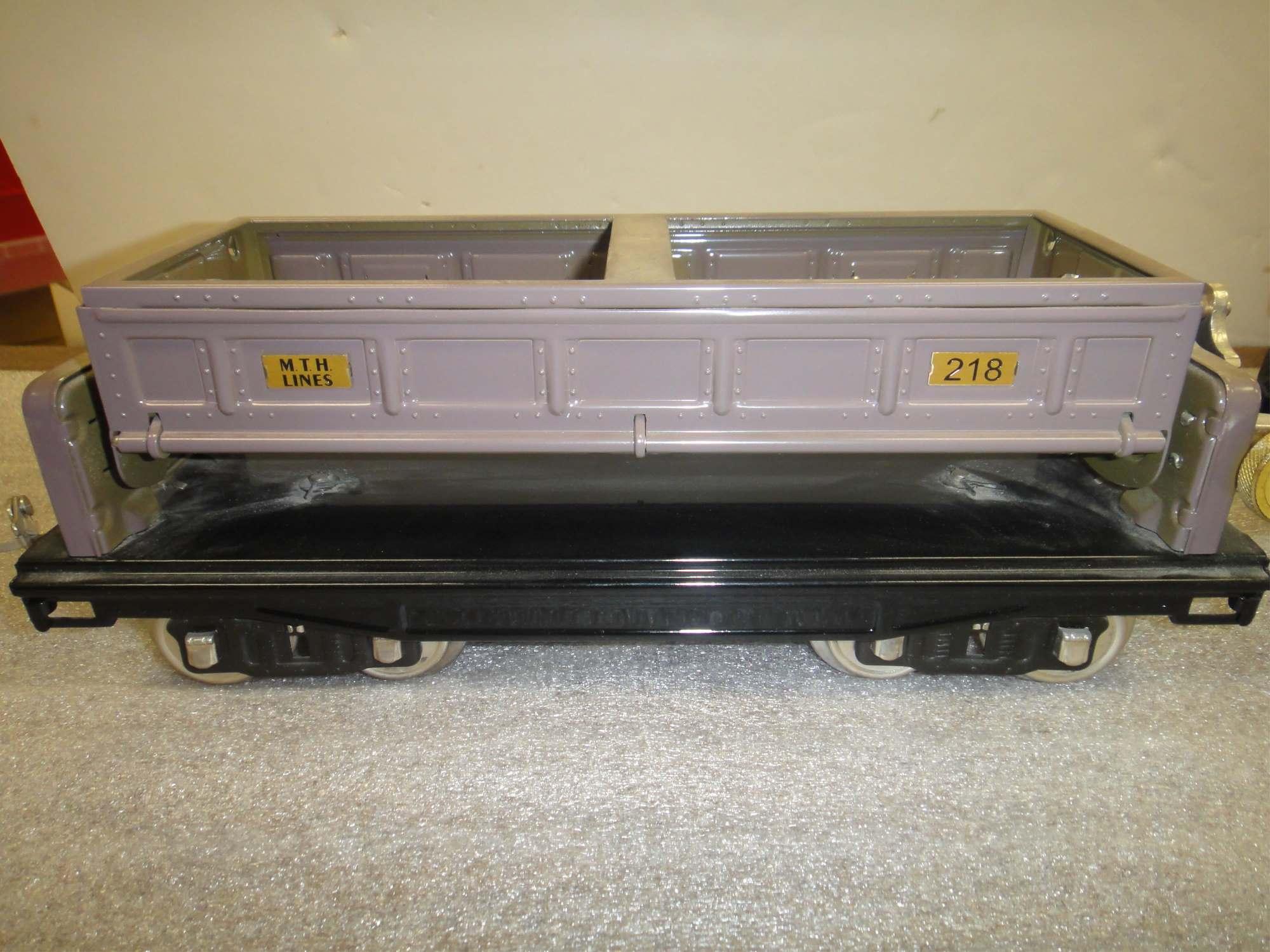 MTH 218 DUMP CAR