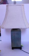 ASIAN STYLE TABLE LAMP