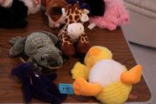 GROUP OF LARGE BEANIE BABIES