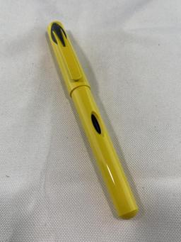 PELIKAN FUTURA IN FOUNTAIN PEN IN YELLOW