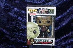 3 SUICIDE SQUAD  FUNKO POPS