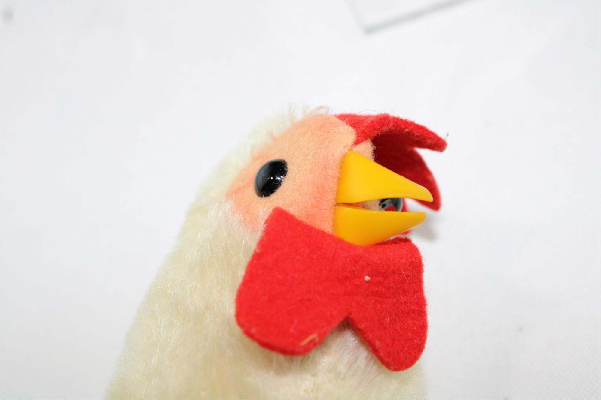 STEIFF CHICKEN HAND PUPPET HEN CHICK