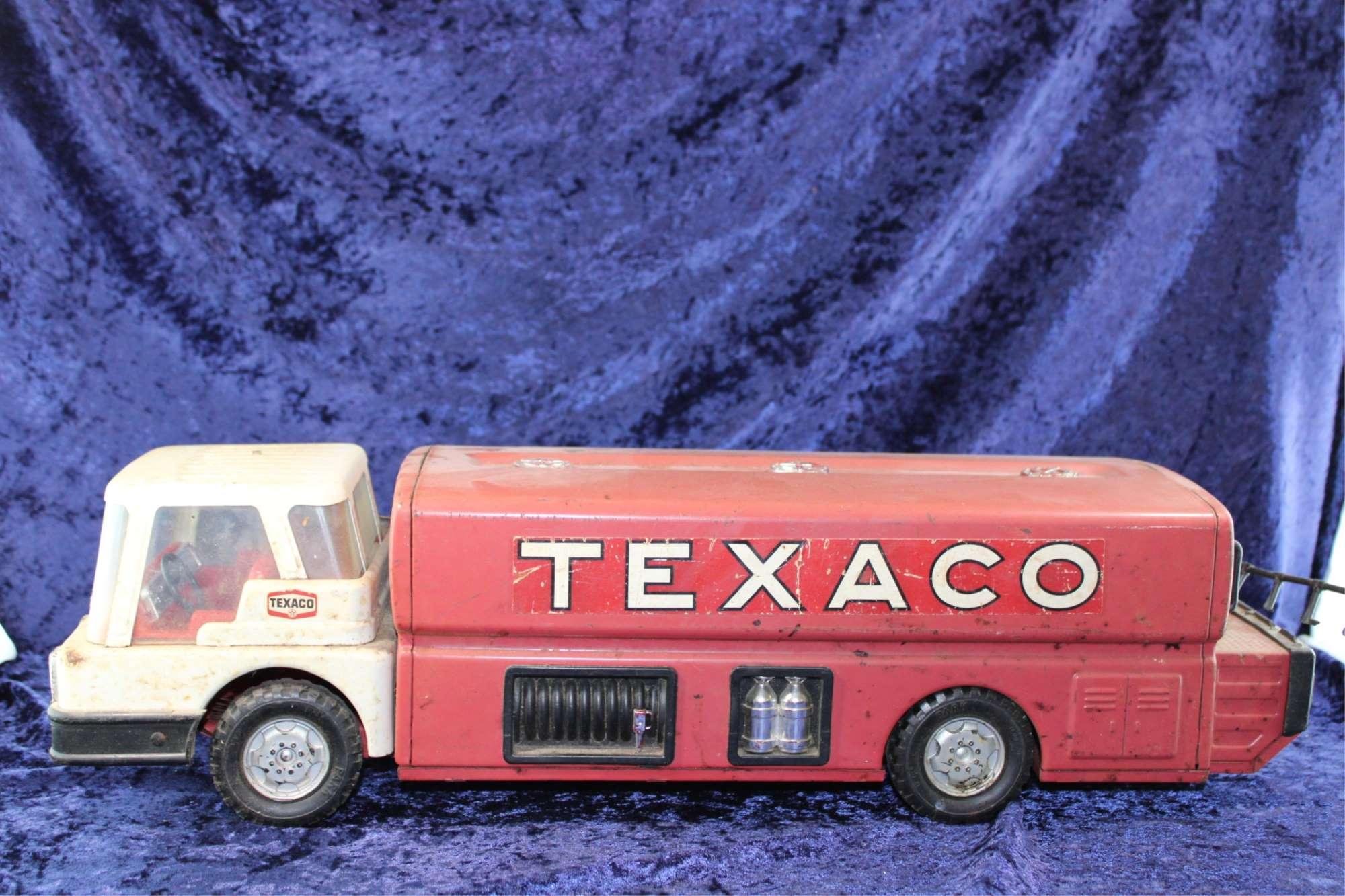 PRESSED STEEL TEXACO OIL TRUCK