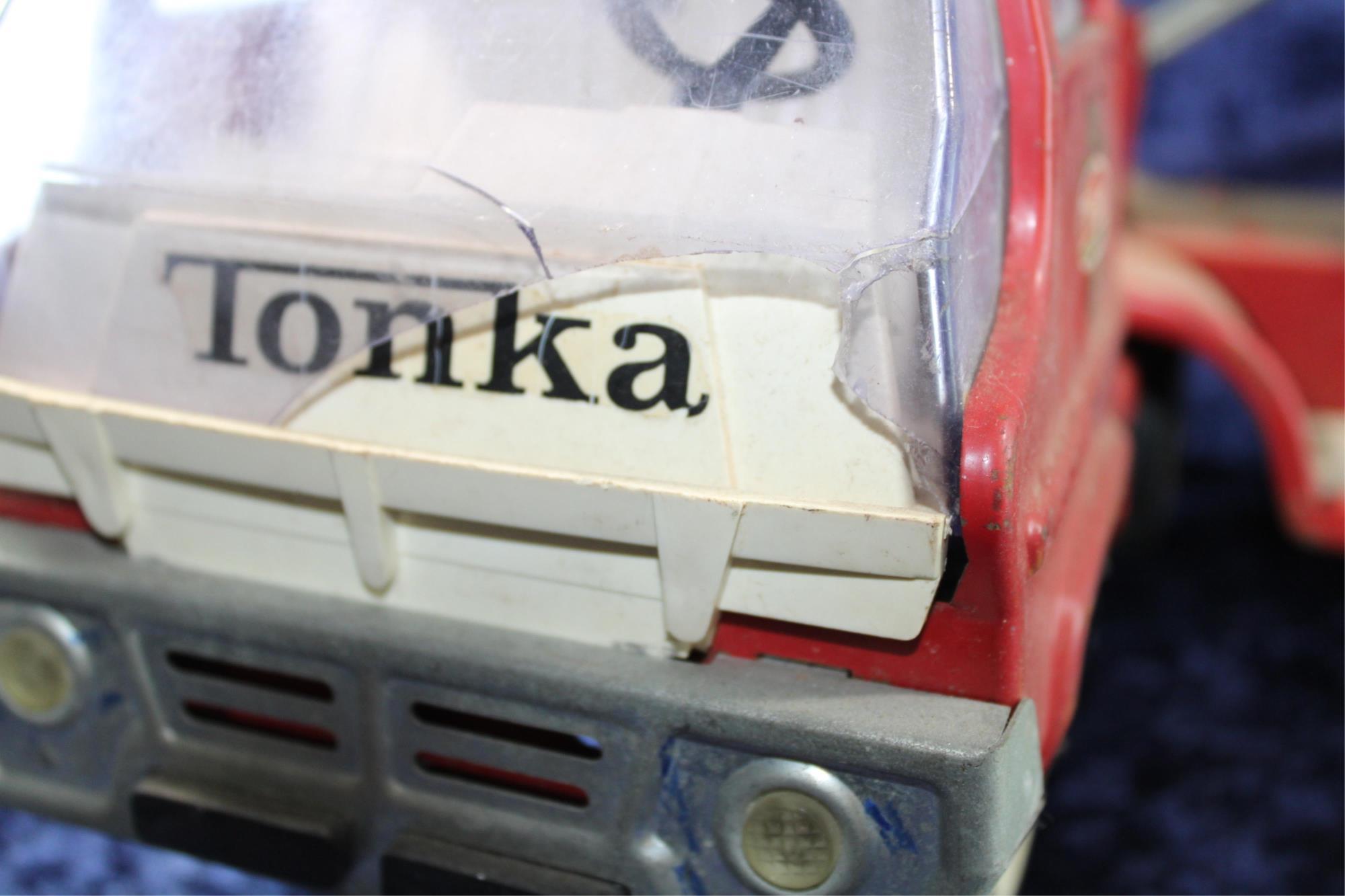 TONKA LADDER FIRE TRUCK