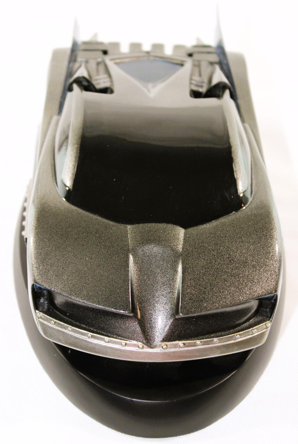 THE BATMAN: THE BATMOBILE MAQUETTE