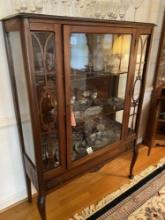 SINGLE DOOR CHINA CABINET