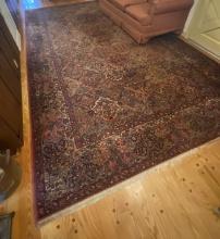 HANDSOME ORIENTAL STYLED RUG