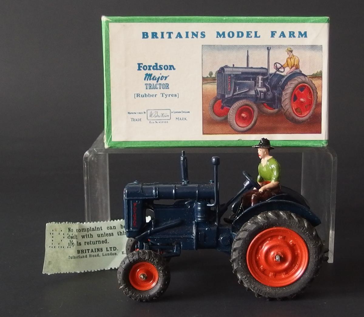 BRITAINS FORDSON MAJOR TRACTOR MIB