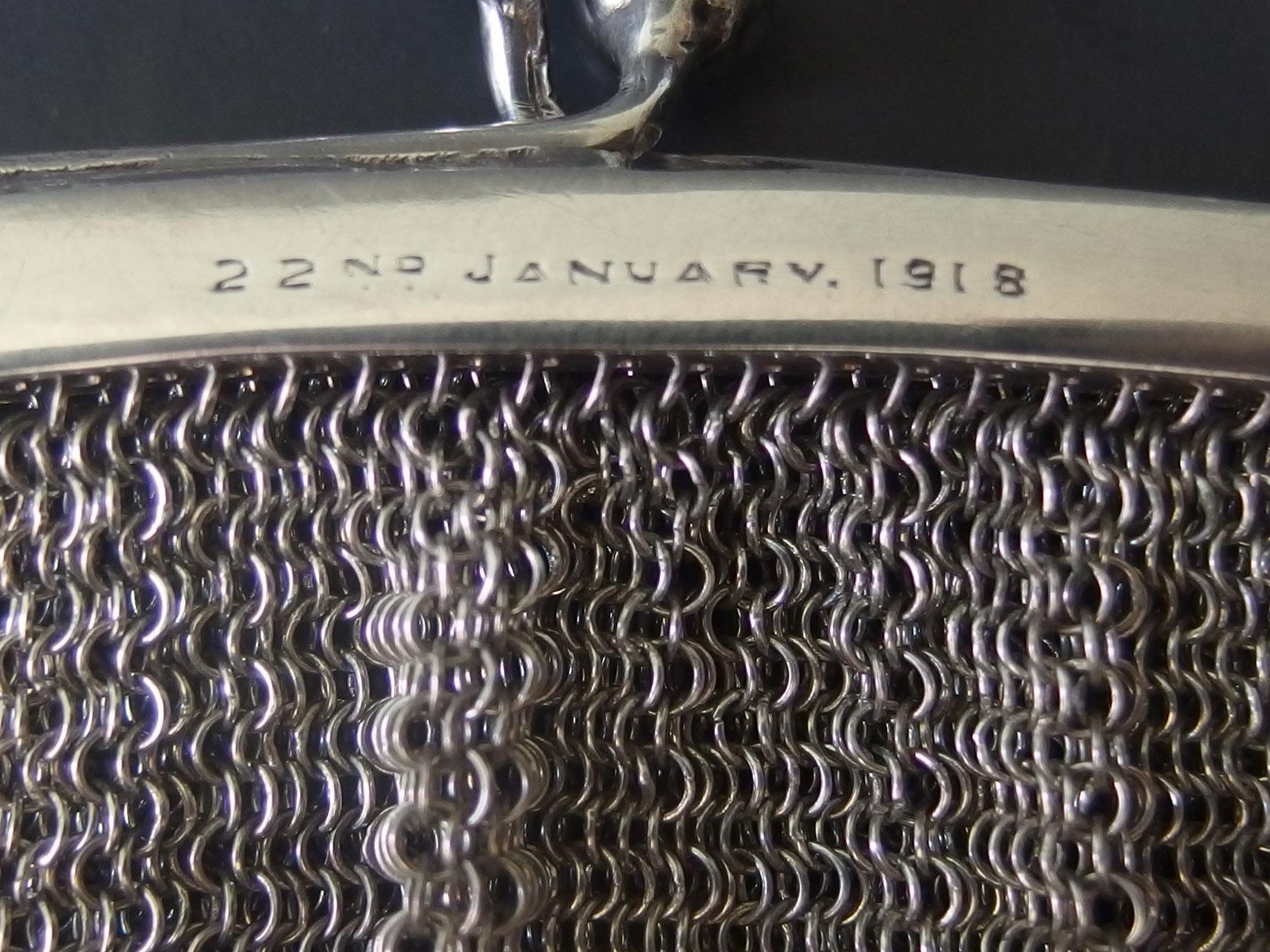 ANTIQUE ENGLISH STERLING MESH PURSE