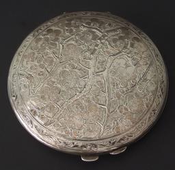 JAPANESE SILVER LADIES COMPACT