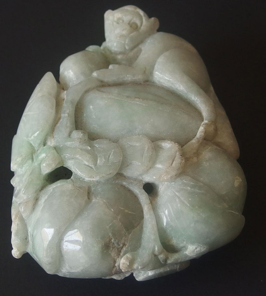 GROUP OF CARVED CHINESE JADE