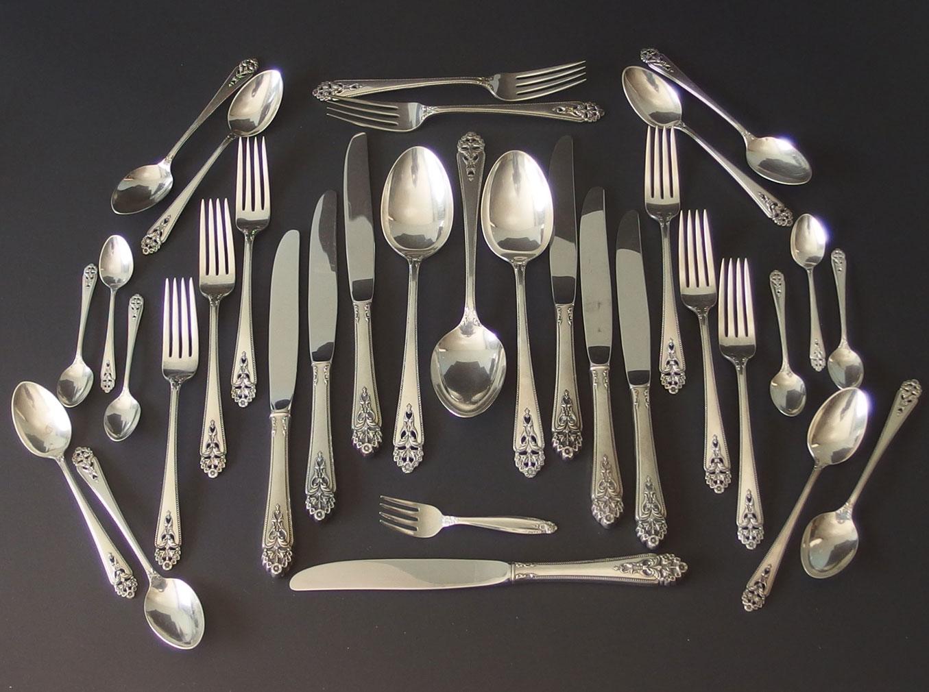 INTERNATIONAL STERLING FLATWARE SET