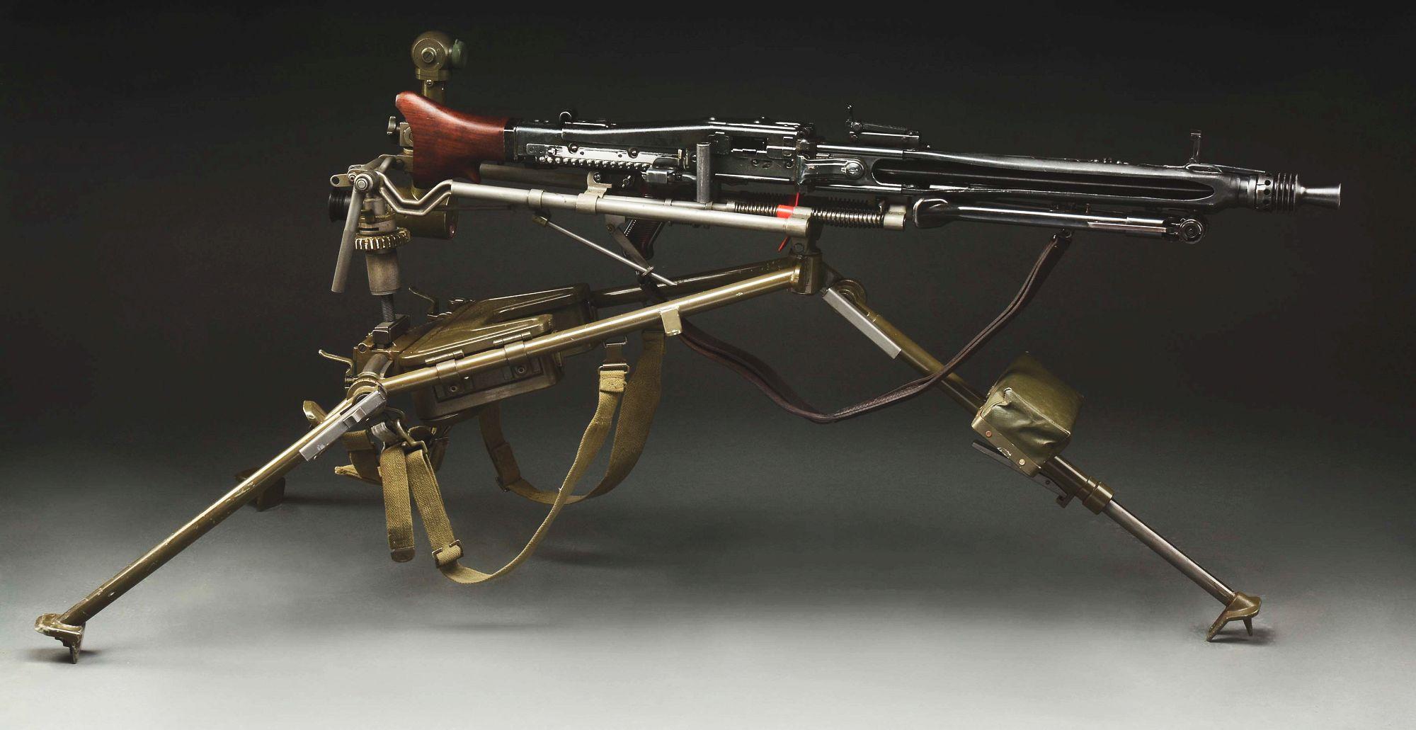 (N) ICONIC GERMAN WORLD WAR II MG-42 MACHINE GUN ON MG3 MOUNT WITH NUMEROUS ACCESSORIES (CURIO AND R