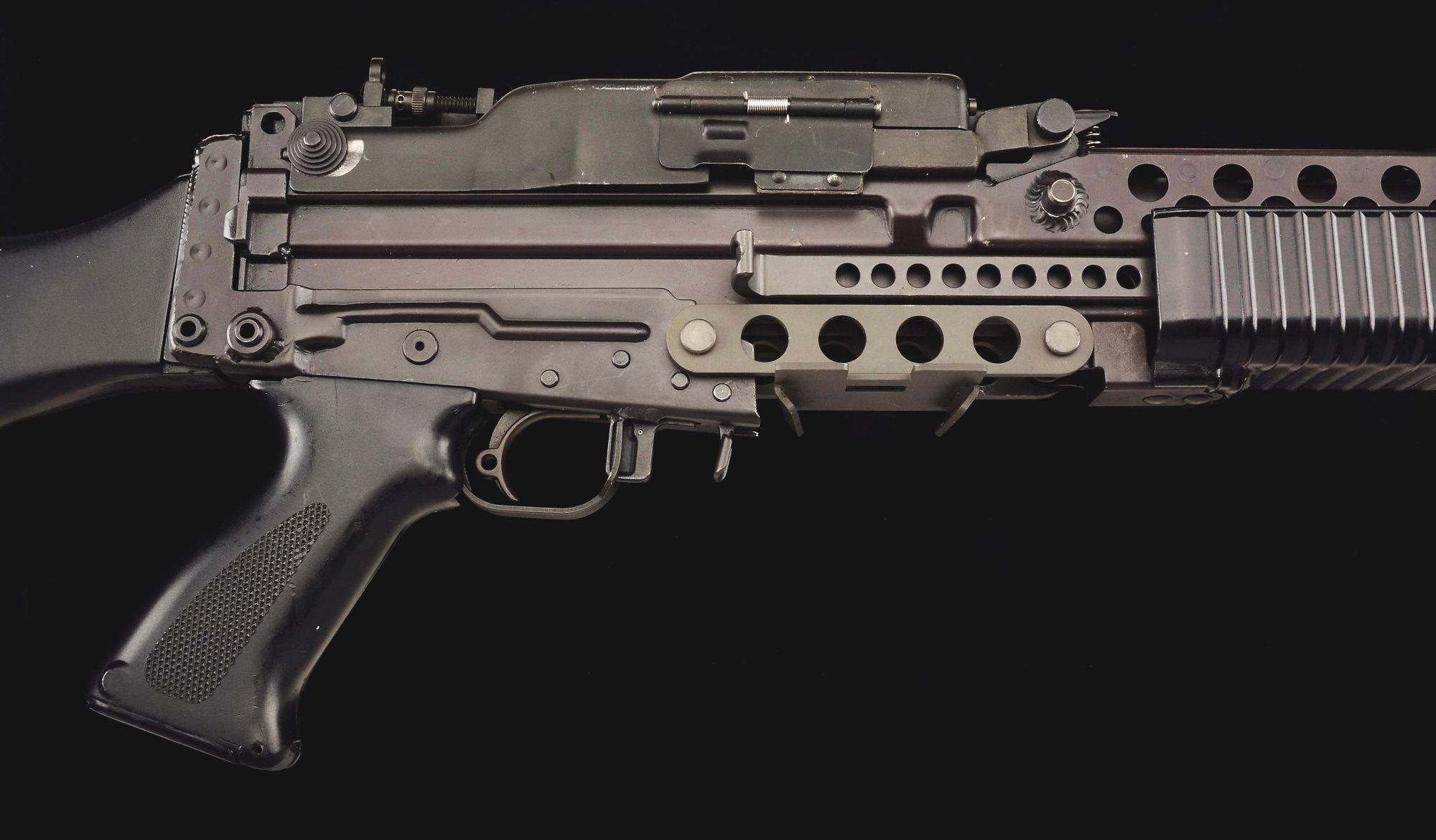(N) FABULOUS ORIGINAL CADILLAC GAGE STONER 63 MACHINE GUN (PRE-86 DEALER SAMPLE).