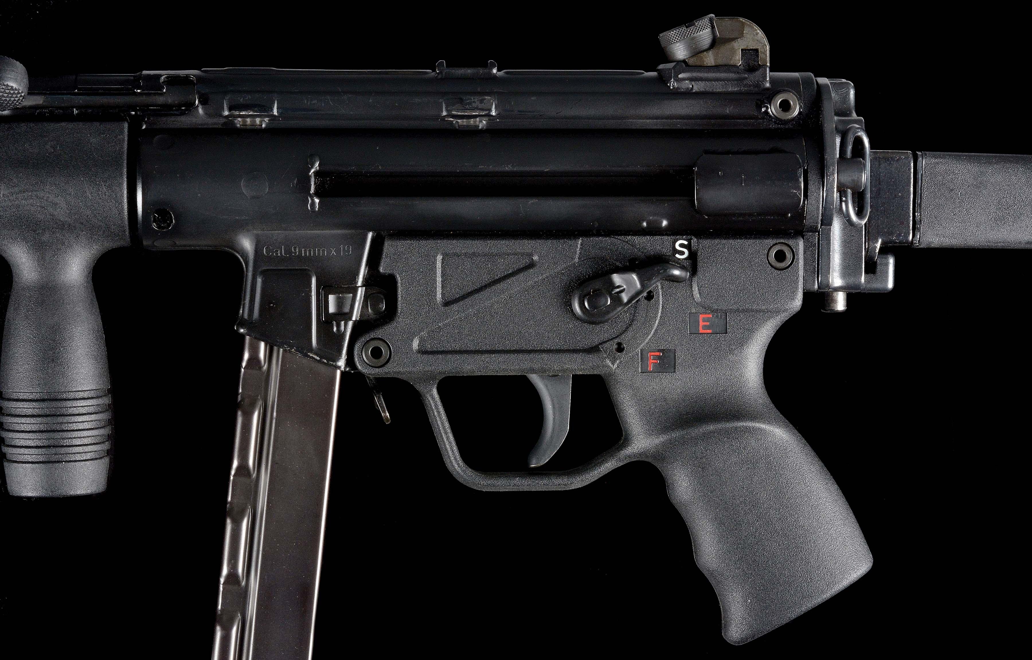 (N) VERY DESIRABLE S & H ARMS REGISTERED RECEIVER HK 94 CONVERTED TO MP5K FOLDING STOCK MACHINE GUN