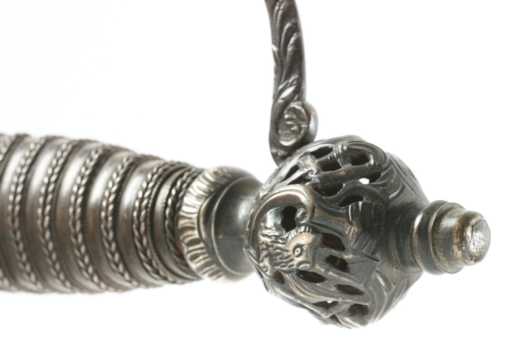 FINE SILVER-HILTED SMALL SWORD DECORATED WITH NAVAL MILITARY MOTIFS.