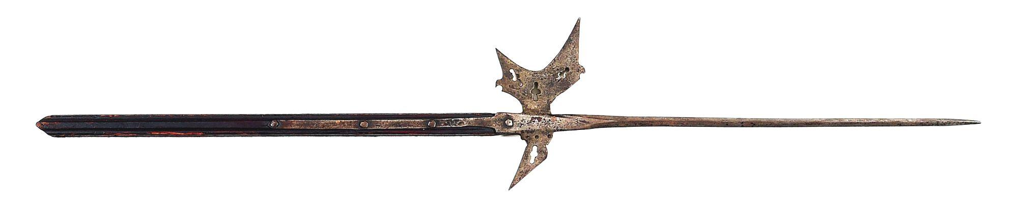 EUROPEAN HALBERD IN THE GERMAN OR FRENCH STYLE ON SHORTENED HAFT