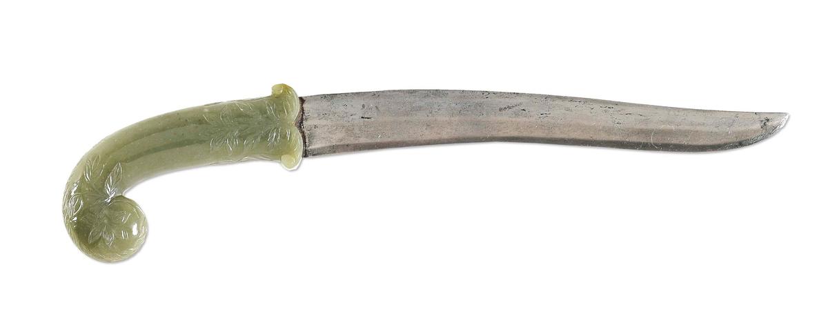 JADE HANDLED KHANJAR WITH EXTRA JADE HANDLE AND HANDLE CASE.