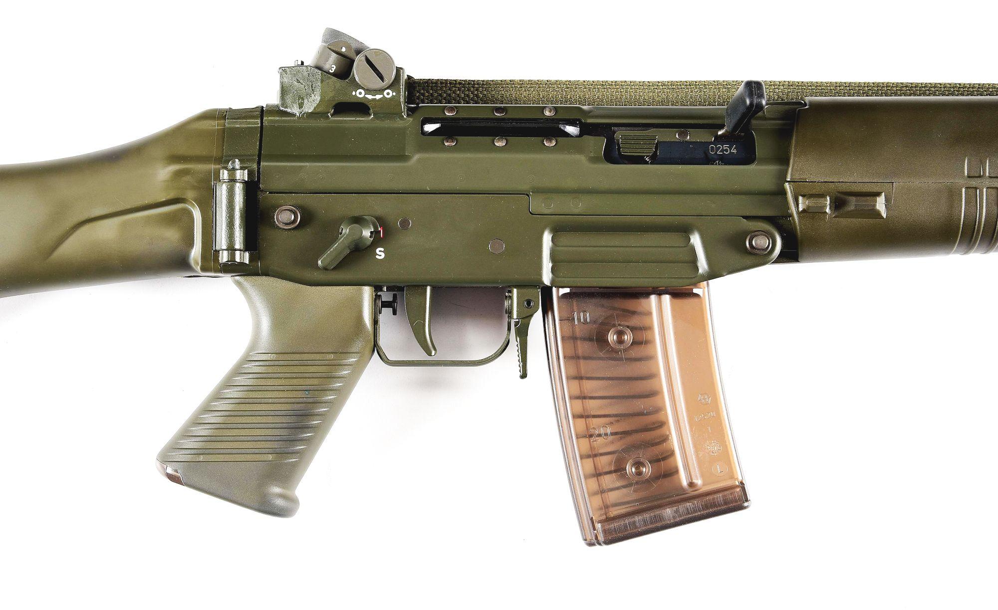 (M) GREEN PRE-BAN SIG 551-2 SP SEMI-AUTOMATIC RIFLE WITH FACTORY BOX.