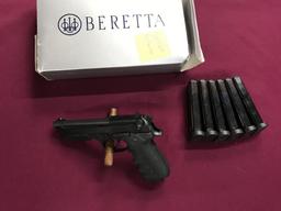 Puerto Beretta Model 96A1 Semi Auto 40 SW