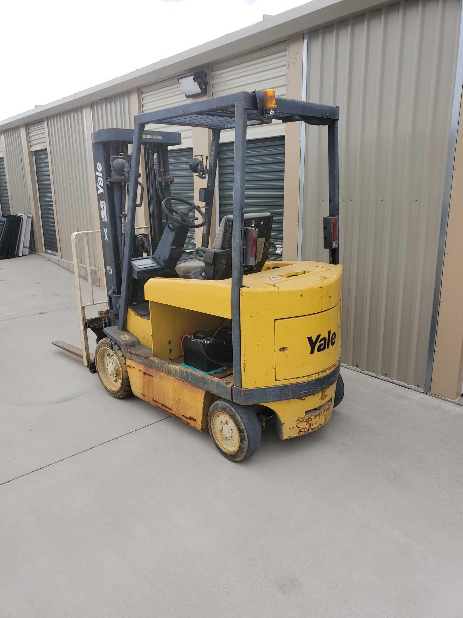 Yale Fork Lift ERC Series