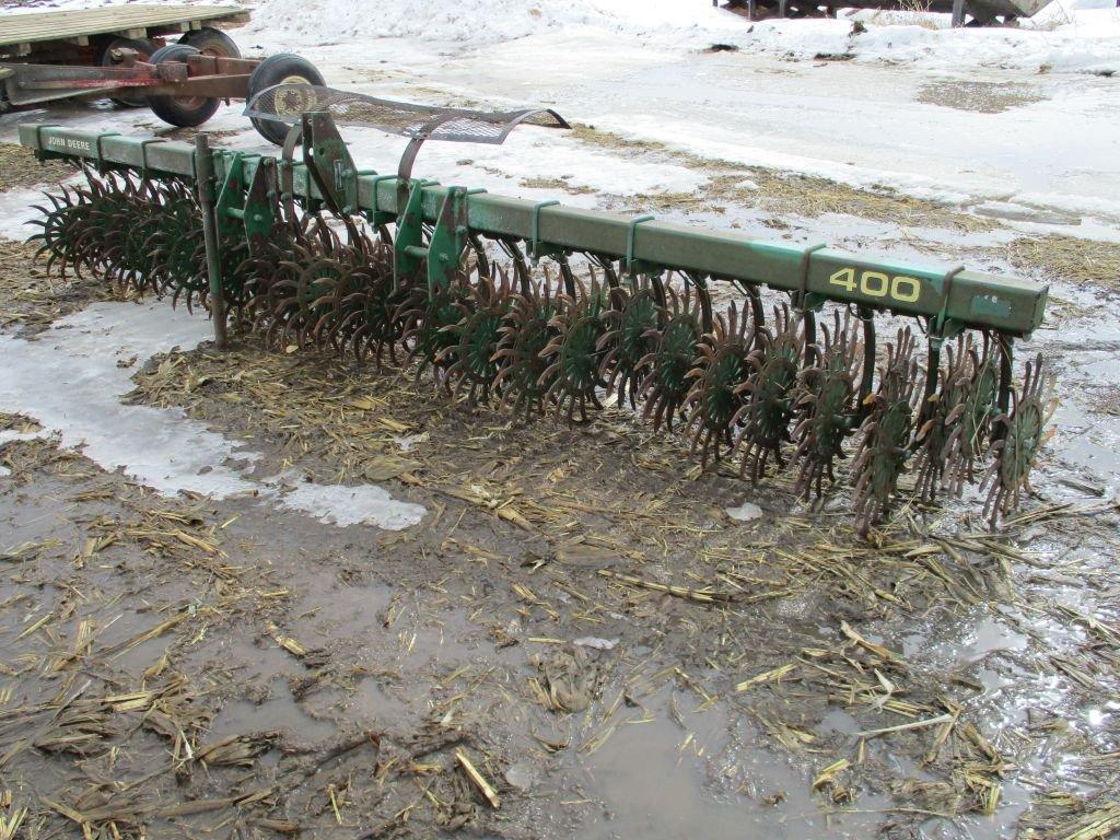 John Deere 400, 15 ft. 3pt. rotary hoe