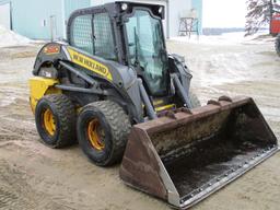 2011 New Holland L220, cab, heat, AC, radio, 4,520 hrs. showing, 2 sp. SN#JAF0L220PBM435898