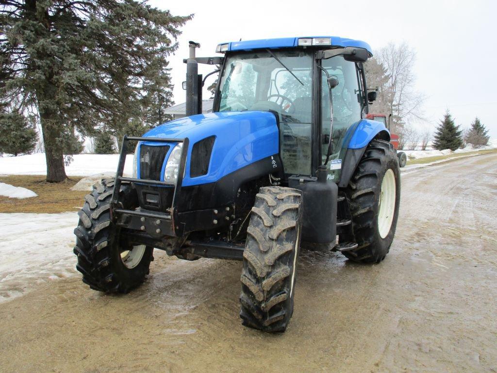 2006 New Holland TS115A Plus, MFWD, cab, AC, heat, radio, 8,333 hrs. 3pt. 3 hyd. 540 & 1000 PTO,