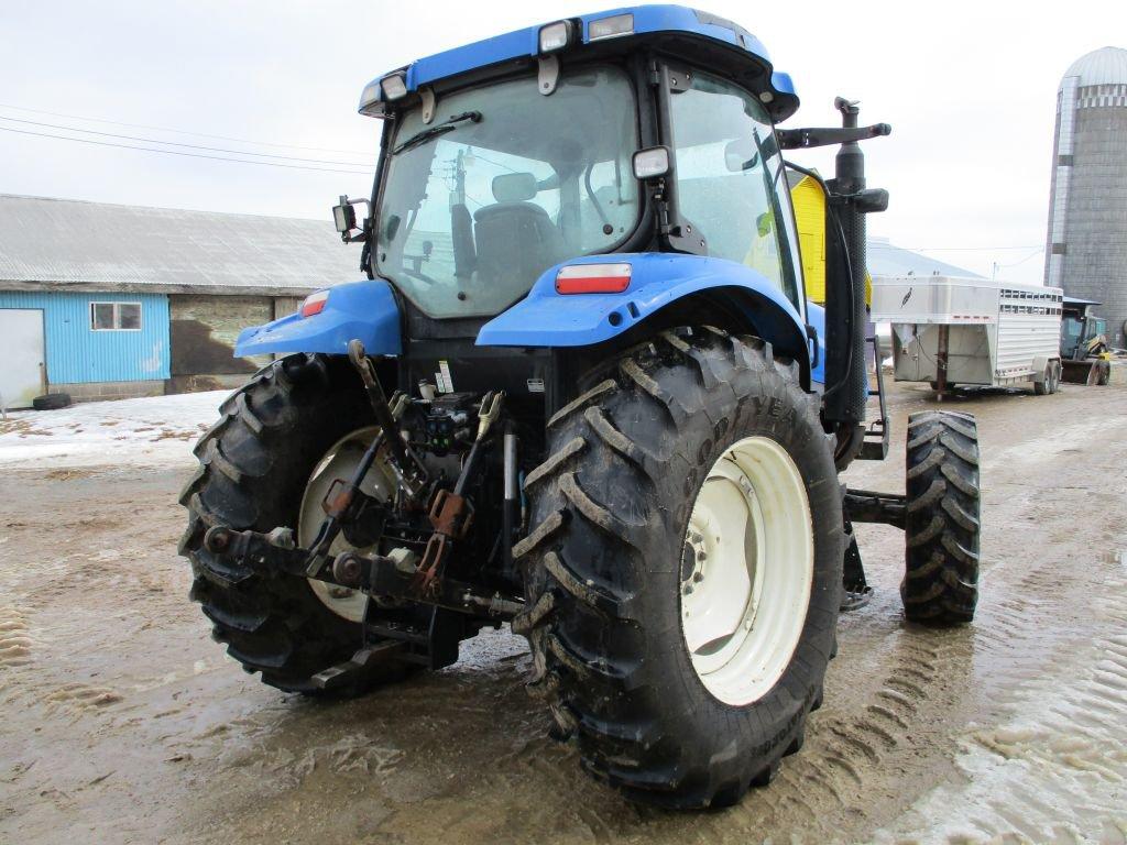 2006 New Holland TS115A Plus, MFWD, cab, AC, heat, radio, 8,333 hrs. 3pt. 3 hyd. 540 & 1000 PTO,