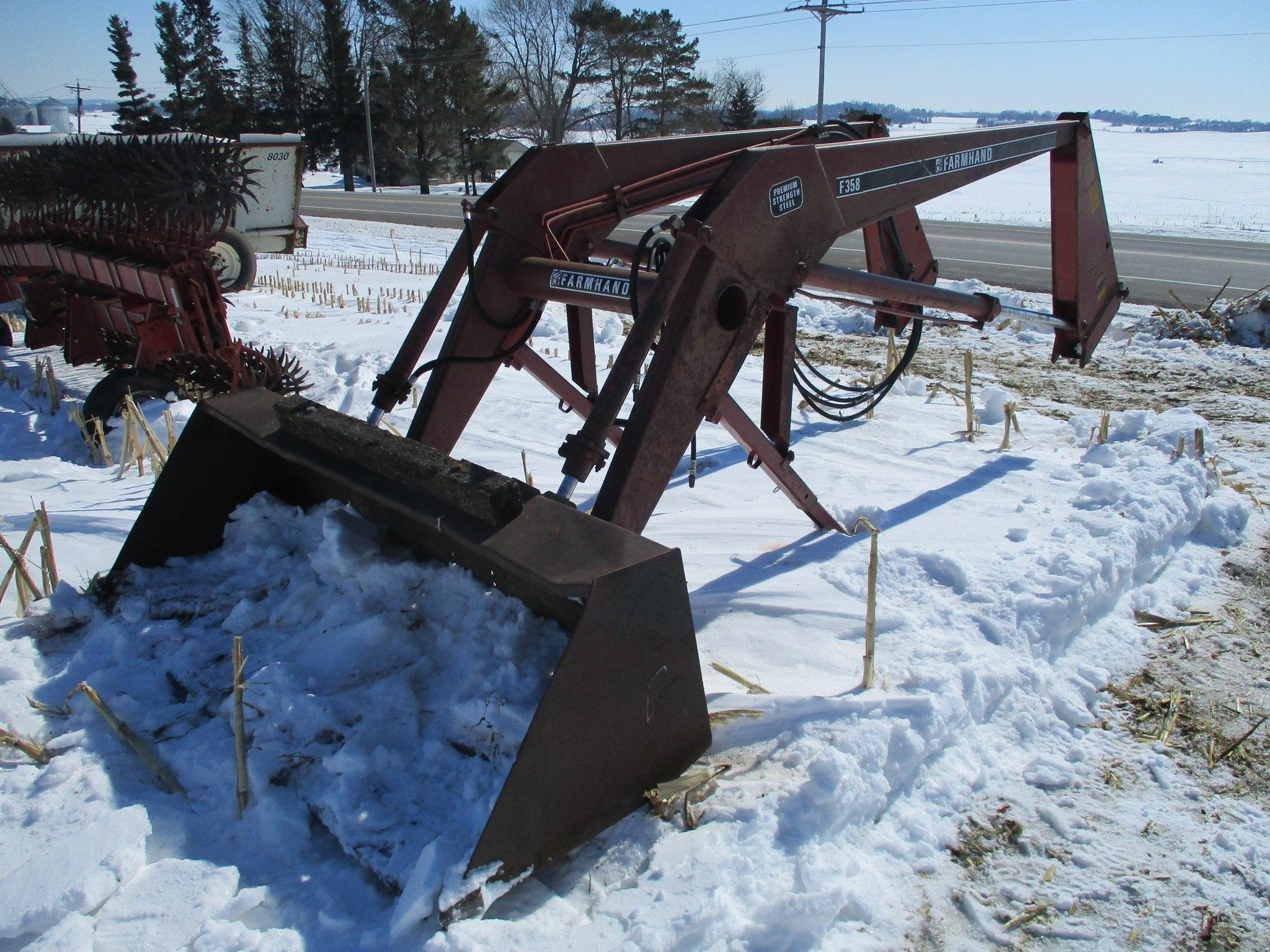 Farm Hand F358 Hyd loader