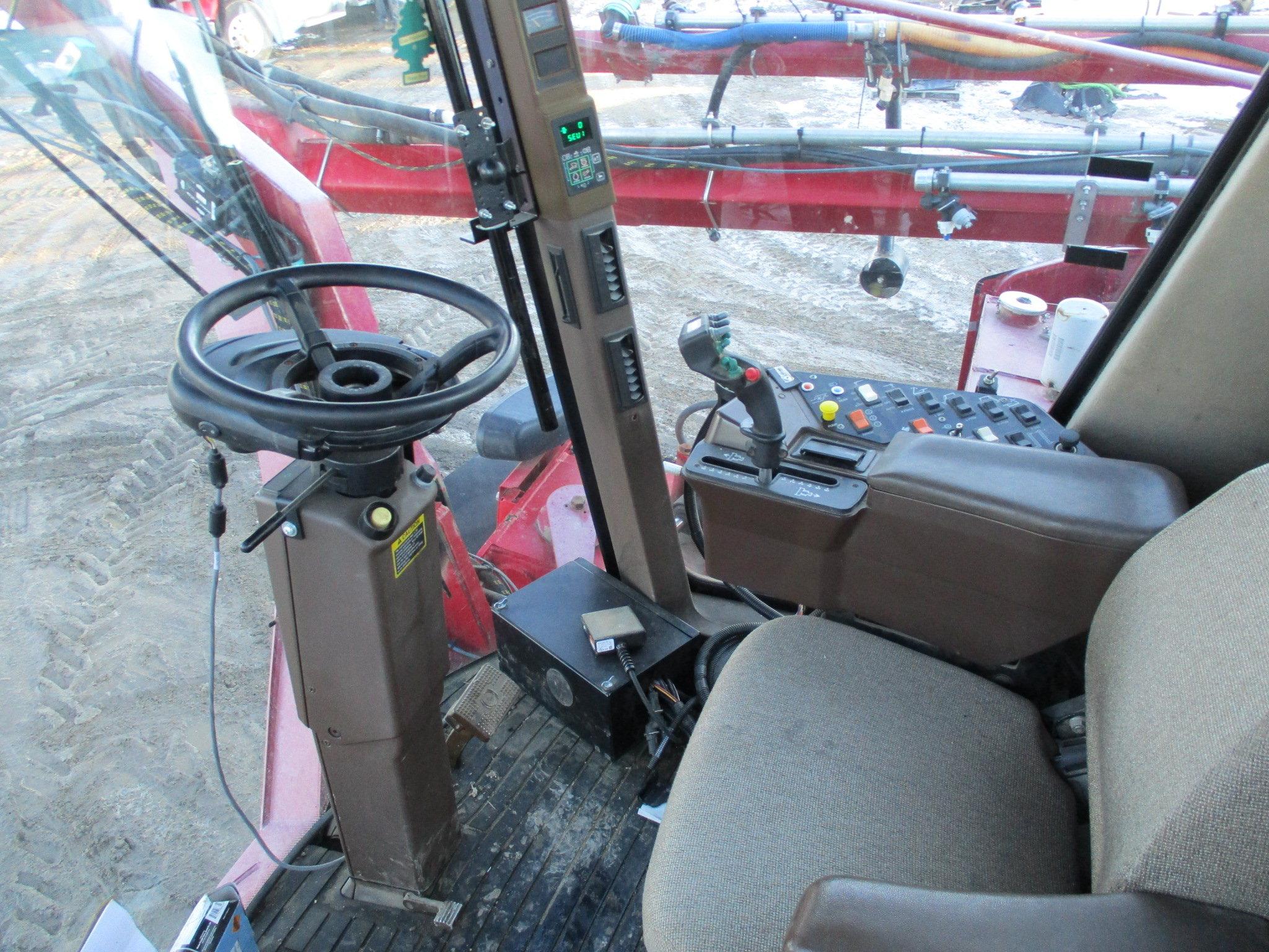 2004 Miller Nitro 2275HT self propelled sprayer, 2,700 hrs. 4WD, 1,400 gal stainless steel tank