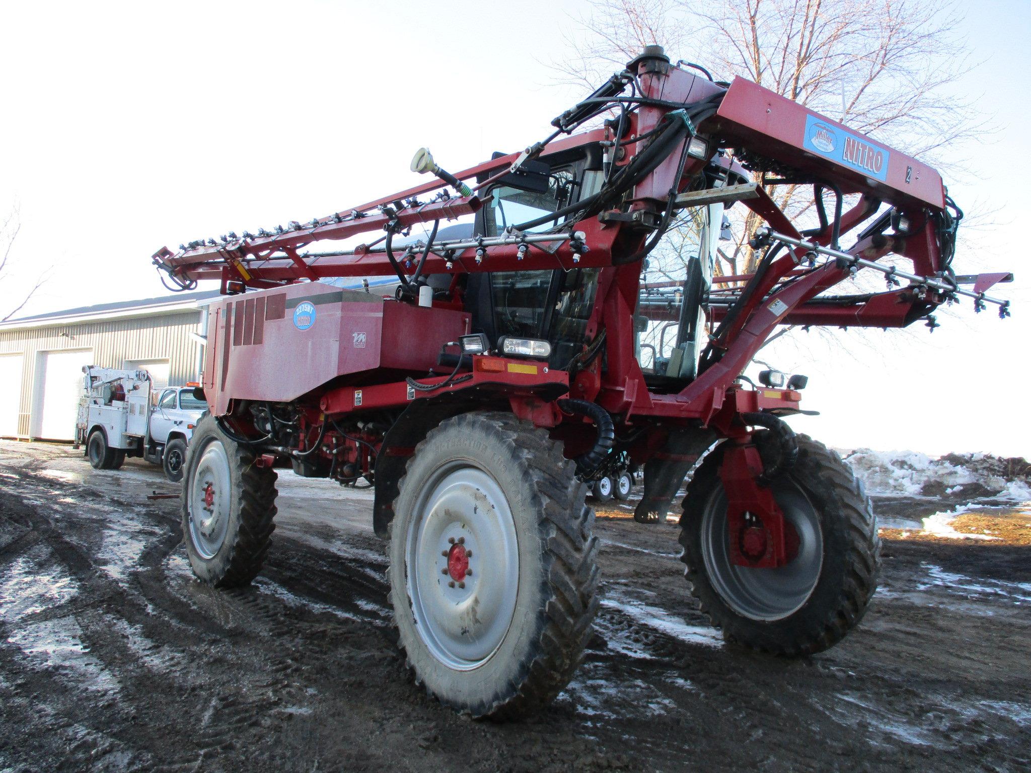 2004 Miller Nitro 2275HT self propelled sprayer, 2,700 hrs. 4WD, 1,400 gal stainless steel tank