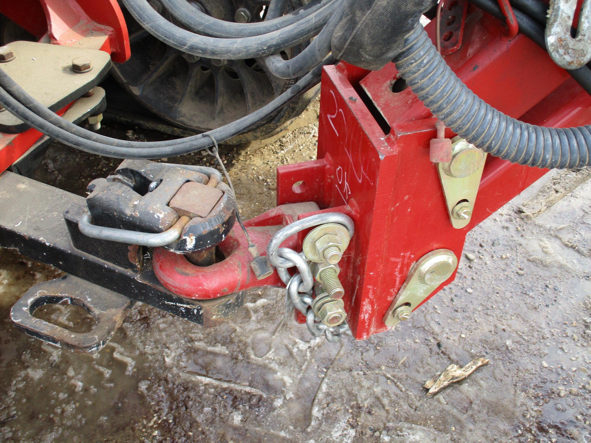 2014 Case IH 1255 Early Riser 24R30" planter, draw bar hitch, bulk fill, Liq. fert. 500 gal fert.