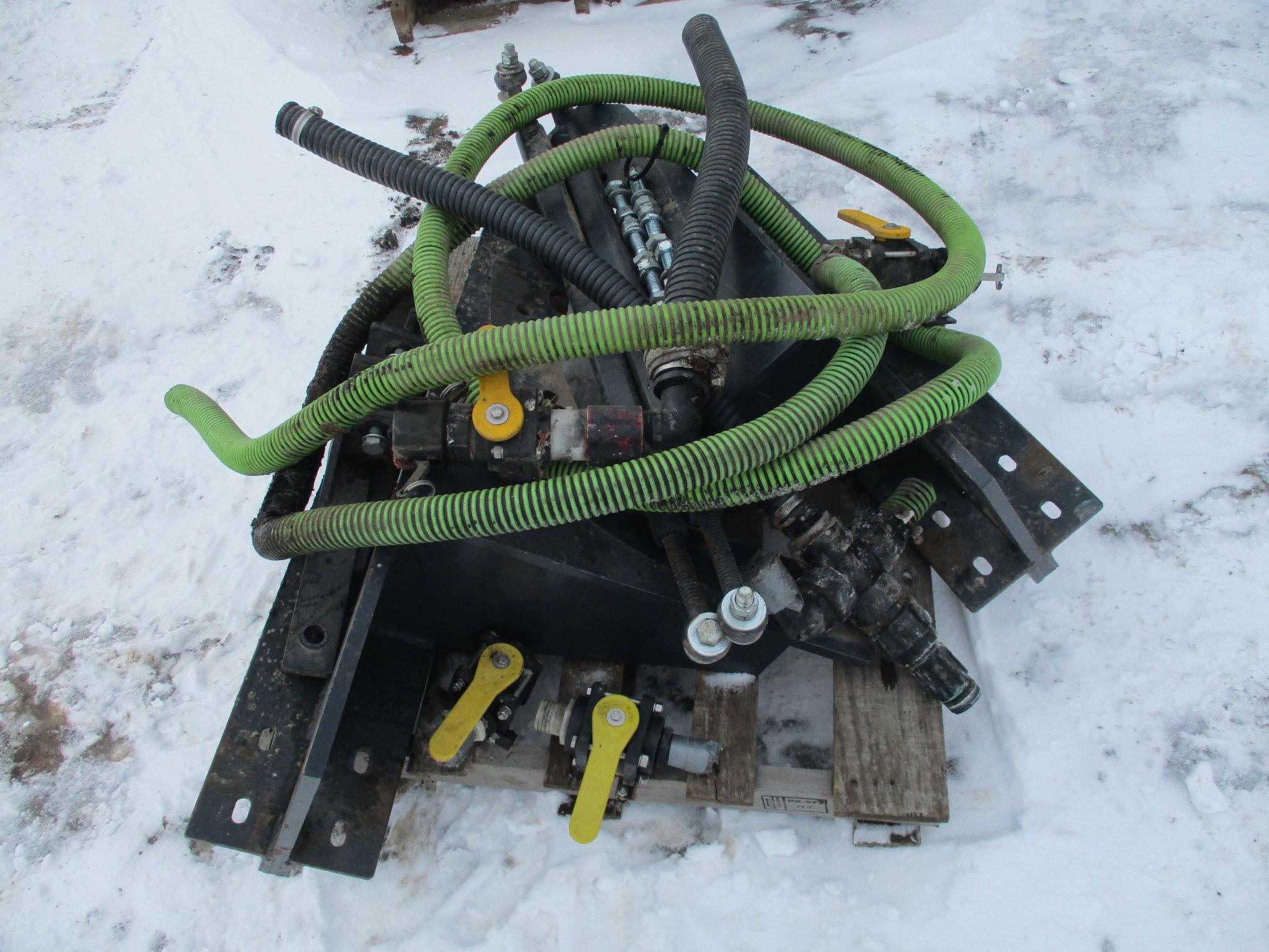 Big John twin 500 gal saddle tanks w/brackets, was mnt on Case IH 450