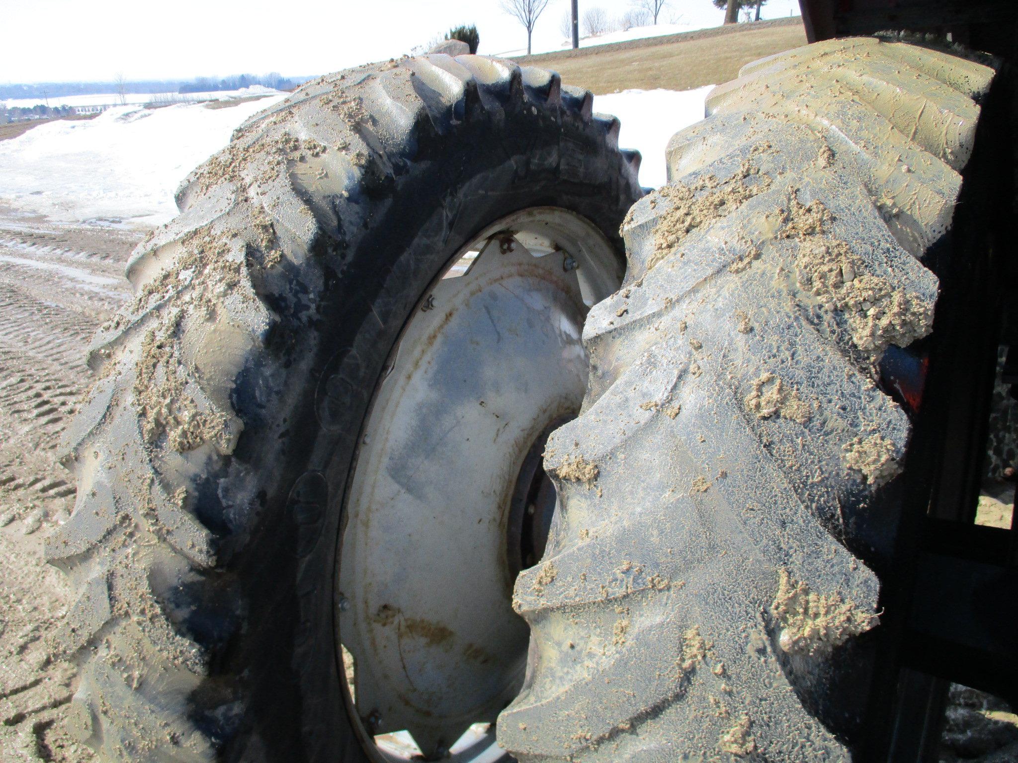 1992 Case IH 7120 MFWD, 6,817 hrs. cab, AC, heat, radio, 3pt. 4 hyd dual PTO, 14.9R x 46 duals,