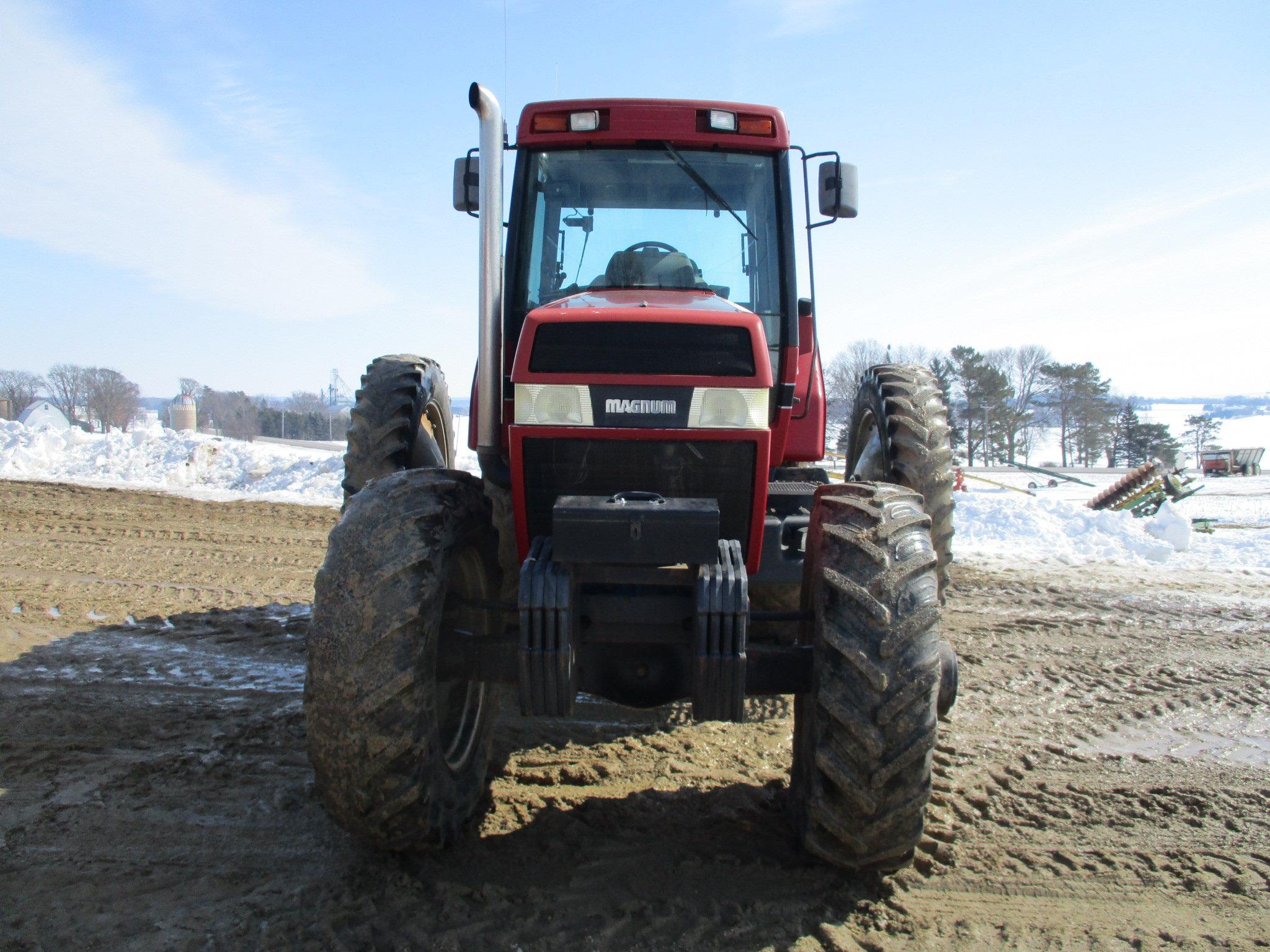 1992 Case IH 7120 MFWD, 6,817 hrs. cab, AC, heat, radio, 3pt. 4 hyd dual PTO, 14.9R x 46 duals,