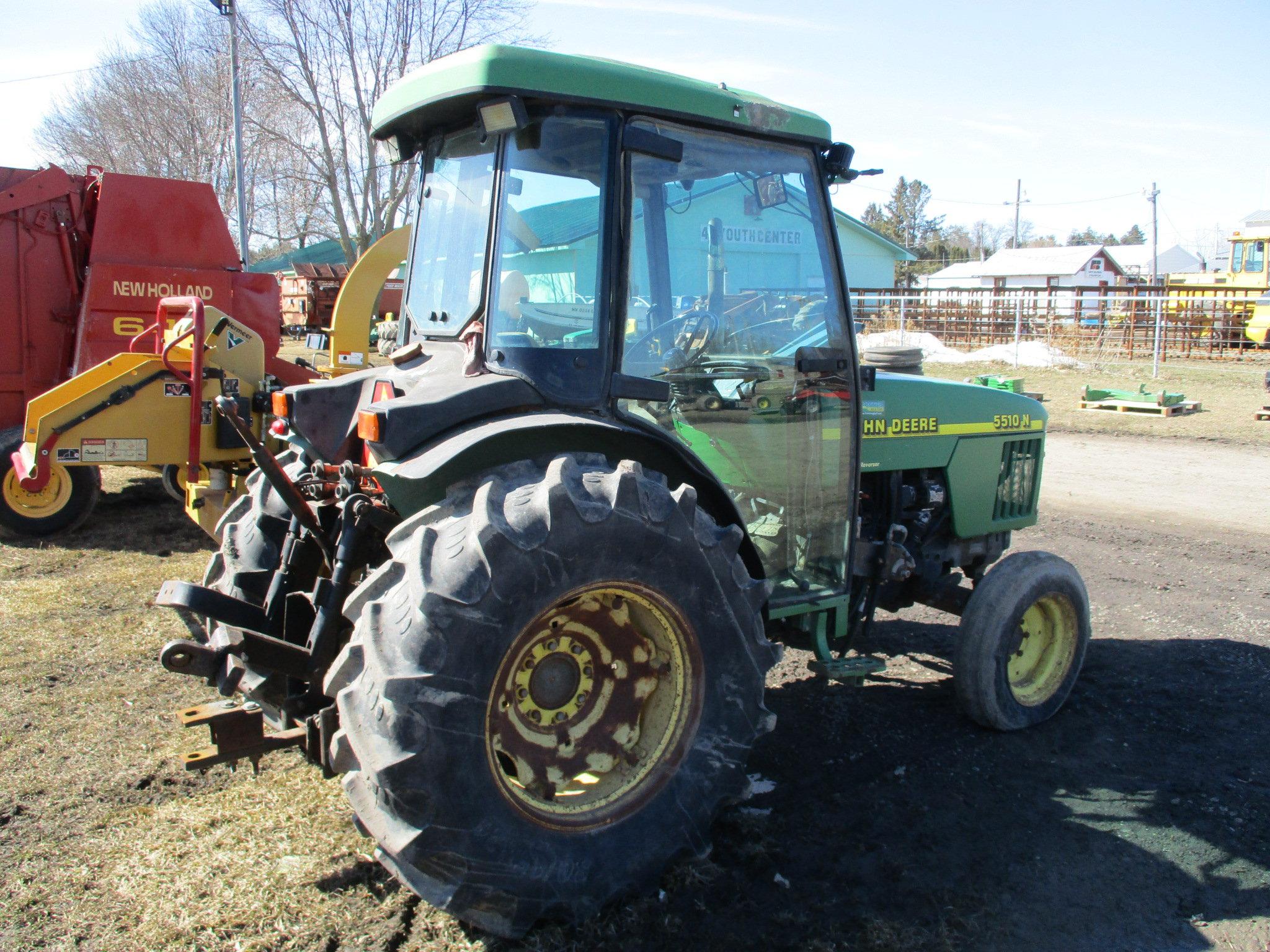 John Deere 5510N, 6,531 hrs. showing, cab, AC, heat, radio, Sync reverser, 3pt. dual hyd, PTO