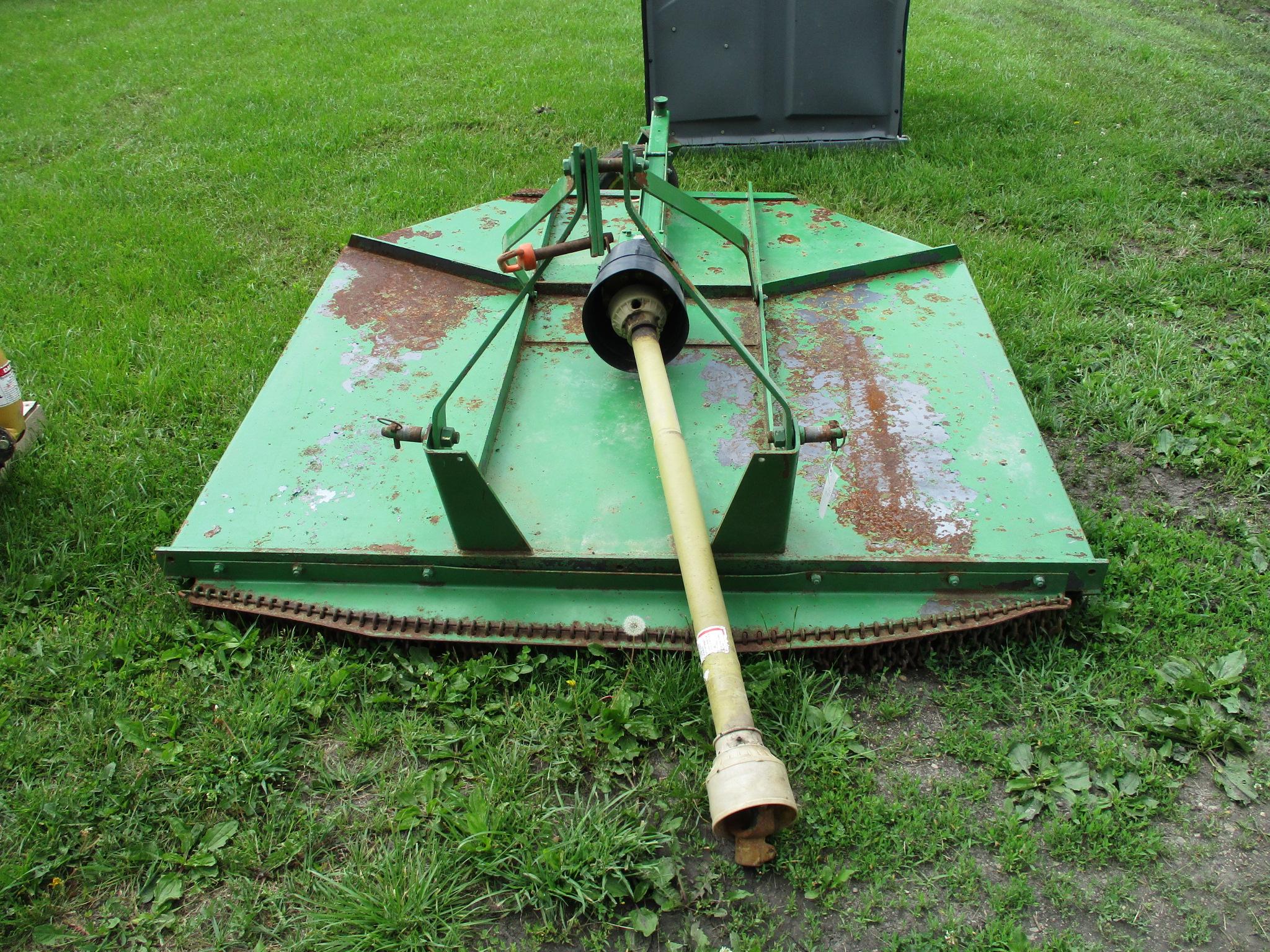 John Deere 613, 6' 3pt. rotary mower