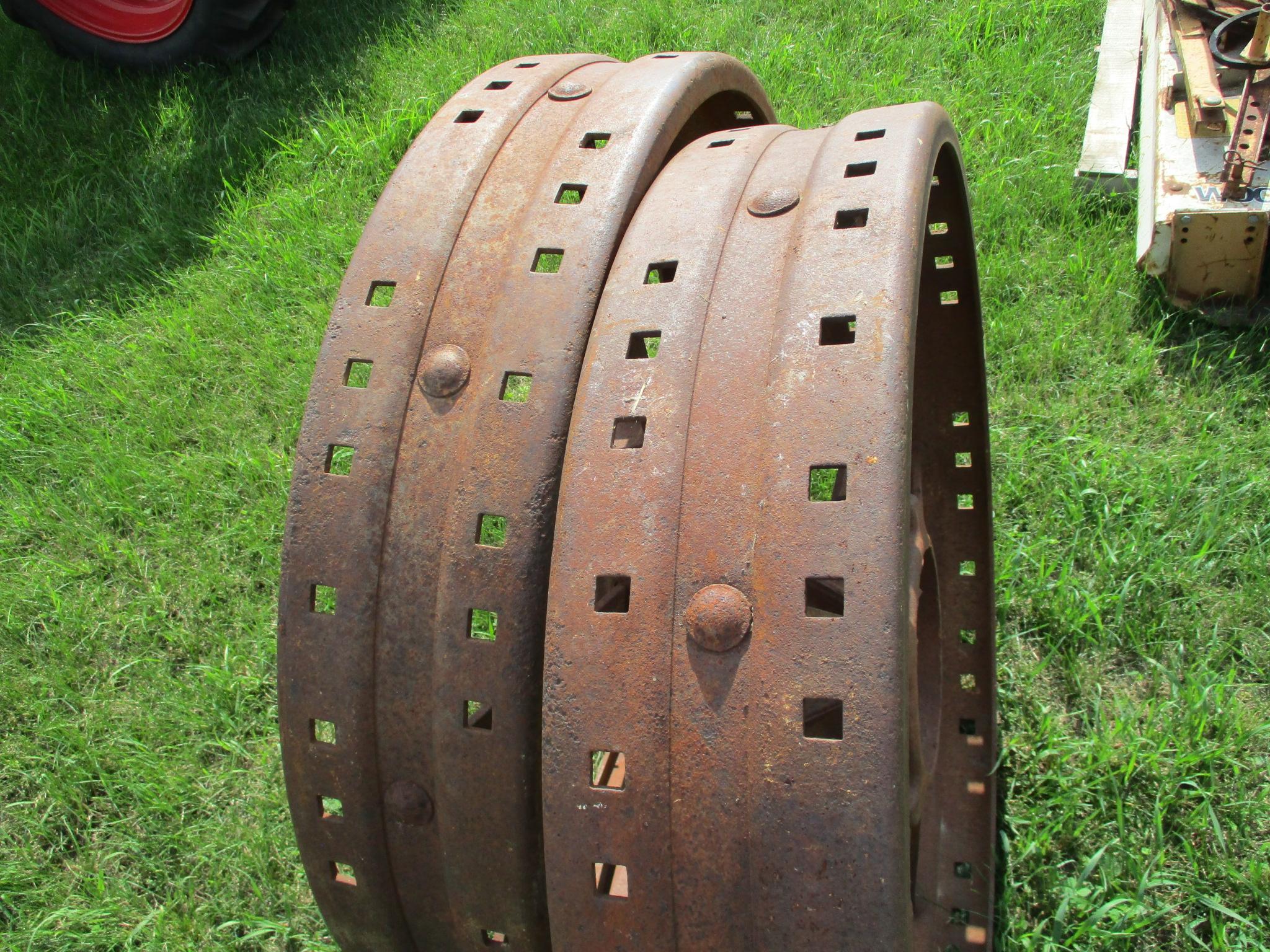 Set of John Deere BR rear steel rims