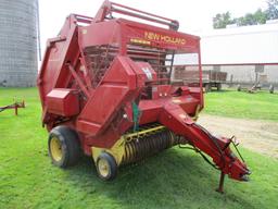 New Holland 851 round baler