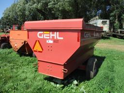 Gehl 7190 TMR wagon