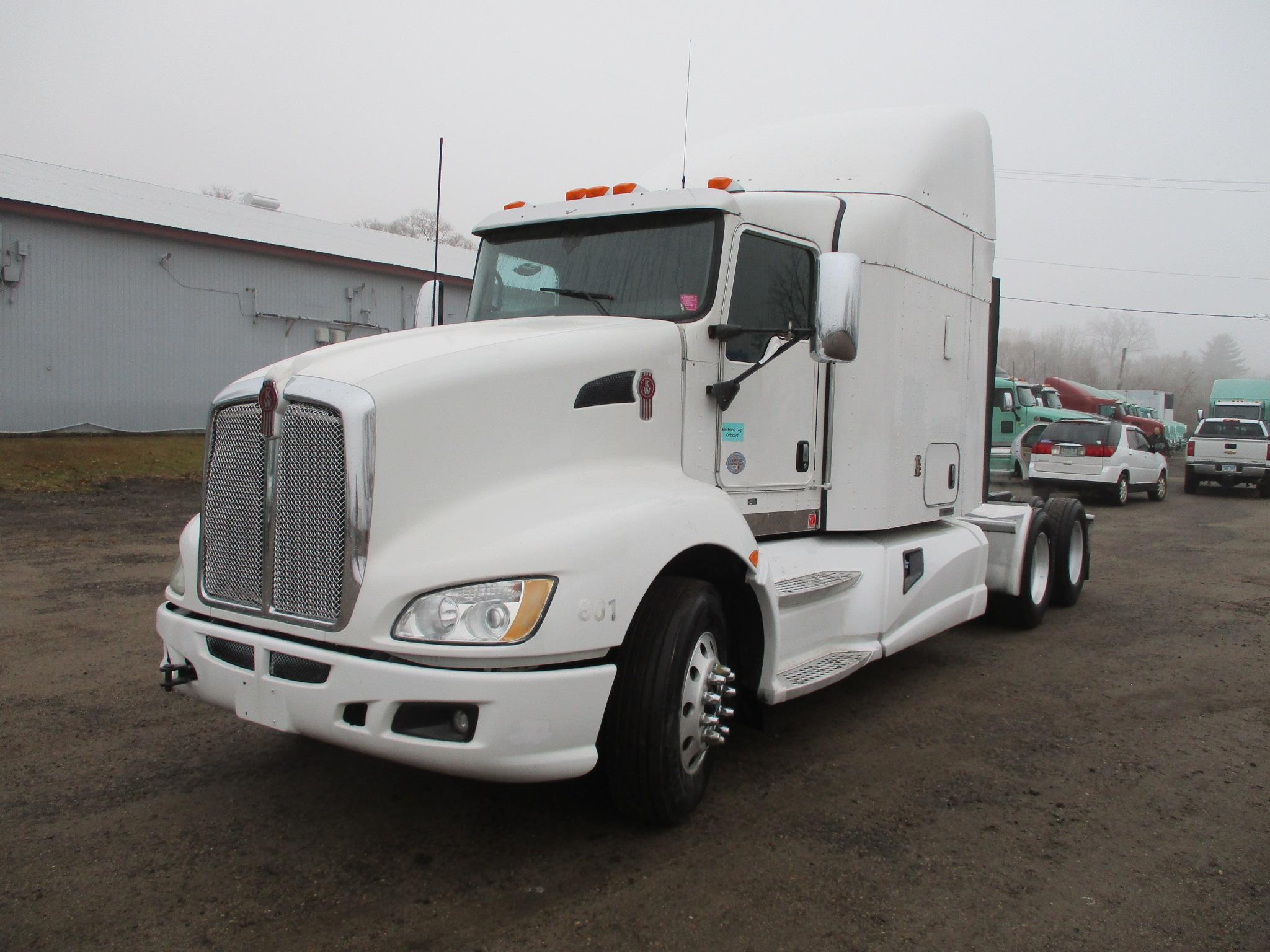 2013 Kenworth T660, 650,385 Act one owner miles, Aerocab single bunk sleeper, Cummins ISX, 450 hp