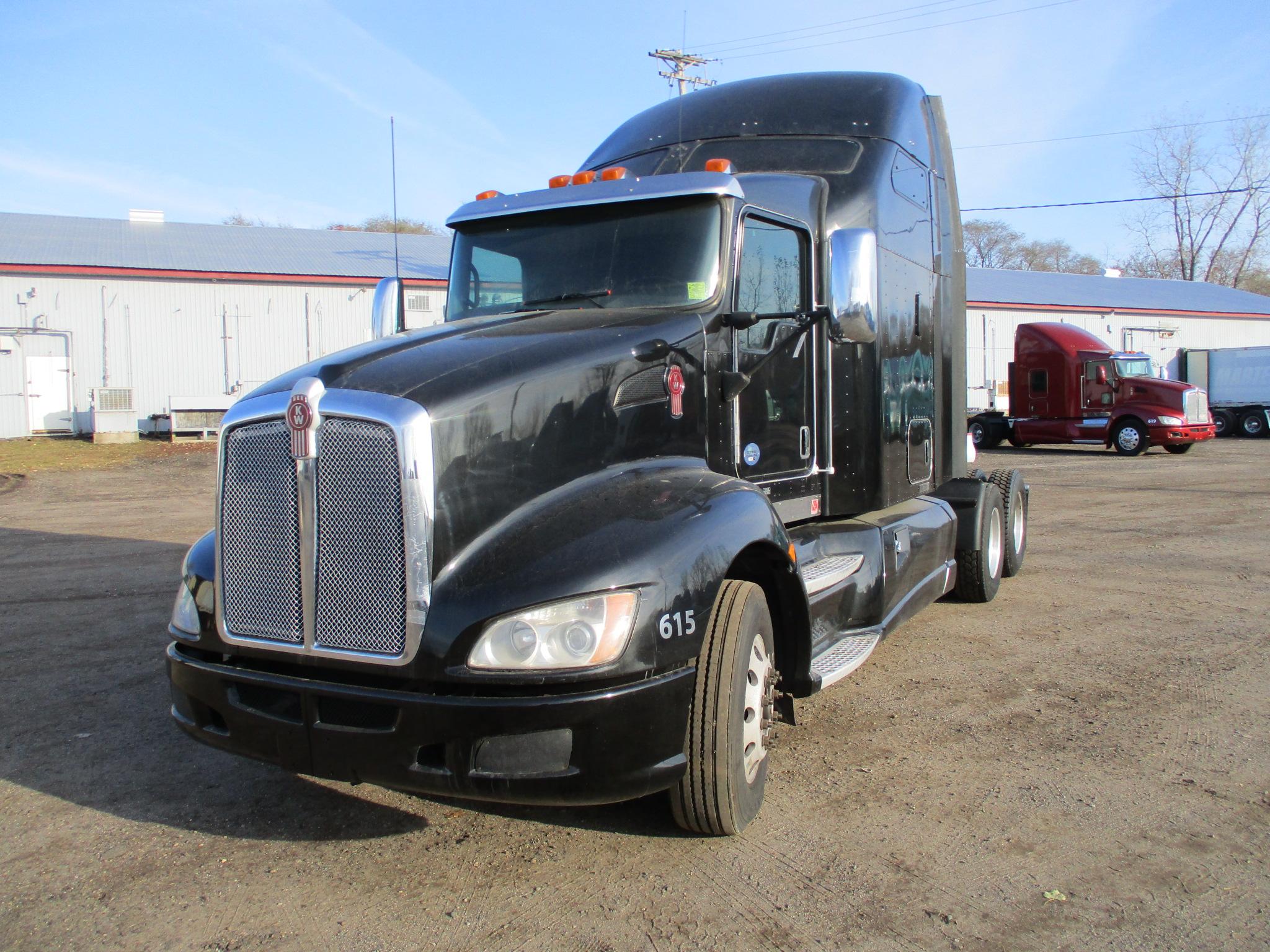 2013 Kenworth T660, 659,288 Act one owner miles, Aerocab double bunk sleeper, Cummins ISX, 450 hp